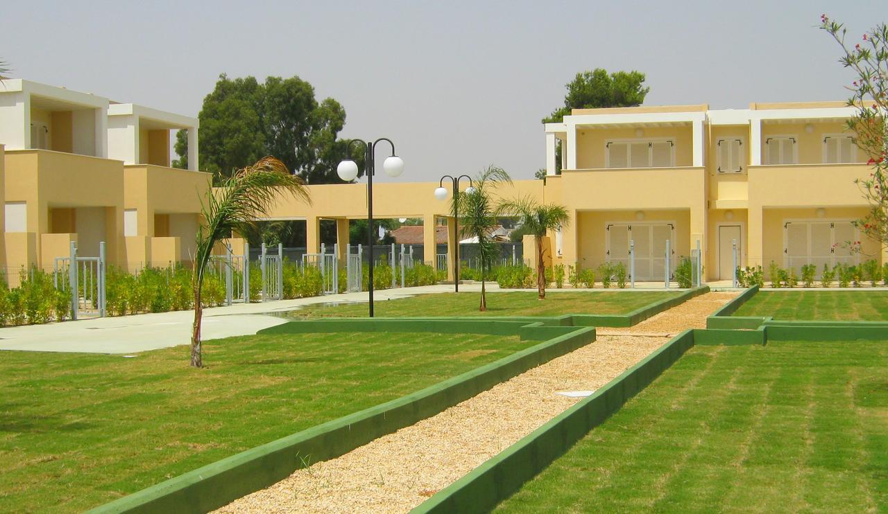 Residence Mar Mediterraneo 夸尔图-圣埃莱娜 外观 照片