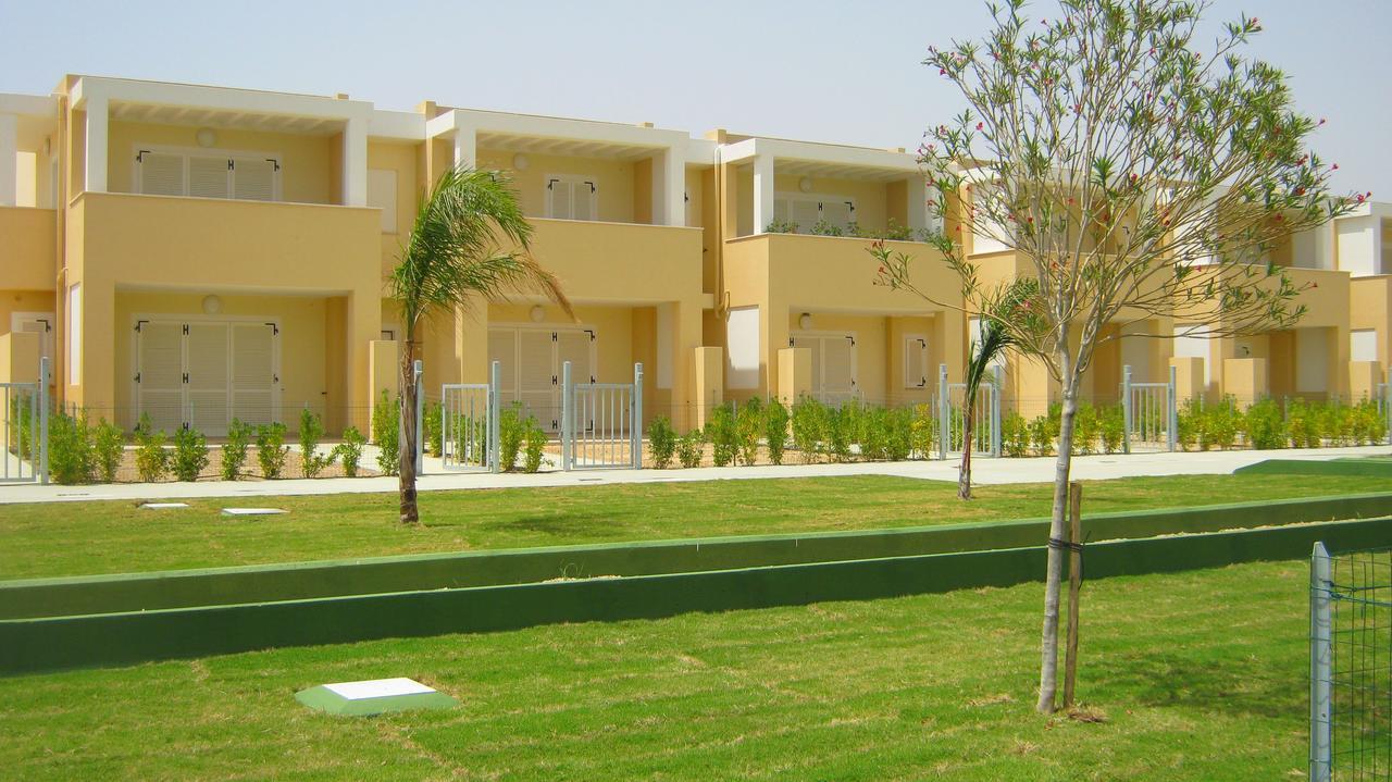 Residence Mar Mediterraneo 夸尔图-圣埃莱娜 外观 照片