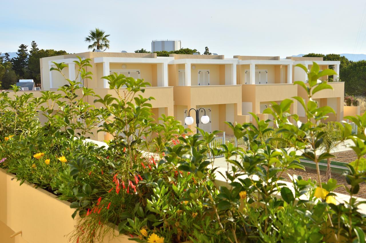 Residence Mar Mediterraneo 夸尔图-圣埃莱娜 外观 照片