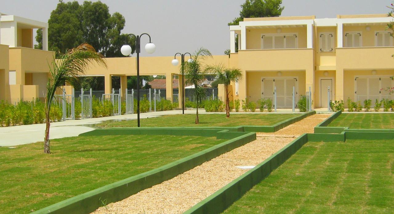 Residence Mar Mediterraneo 夸尔图-圣埃莱娜 外观 照片