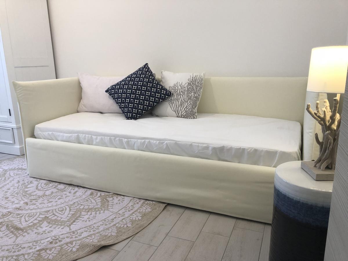 Residence Mar Mediterraneo 夸尔图-圣埃莱娜 外观 照片
