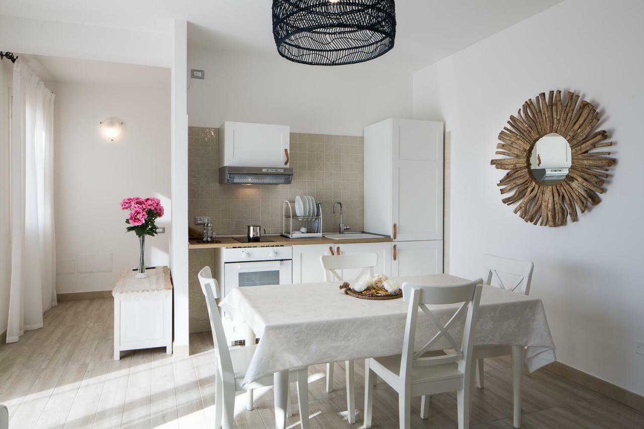 Residence Mar Mediterraneo 夸尔图-圣埃莱娜 外观 照片